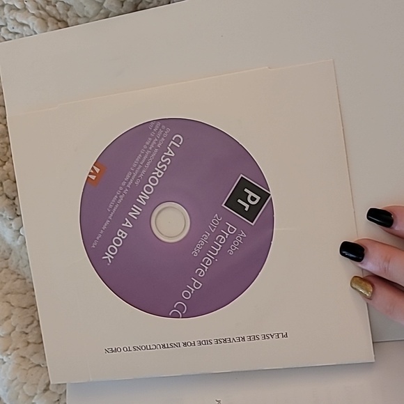 New Adobe Premiere Pro CC 2017 release paperback book with CD - Picture 6 of 12